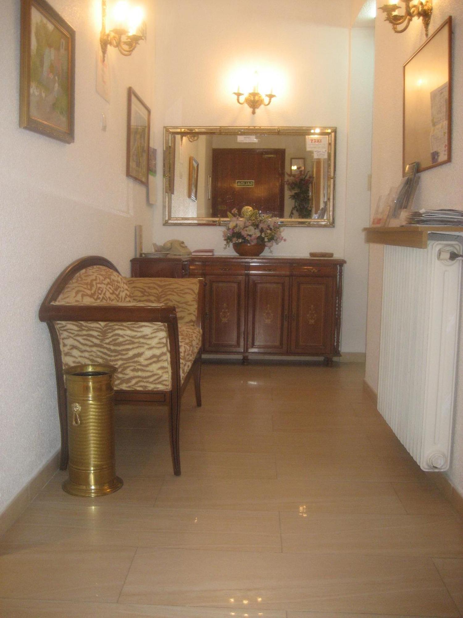 Hostal Del Pez Azul Madrid Extérieur photo