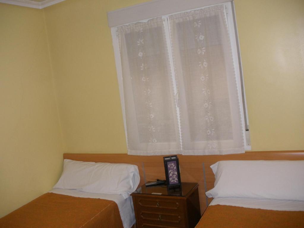 Hostal Del Pez Azul Madrid Extérieur photo